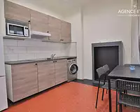 Immeuble, 701,94 m²