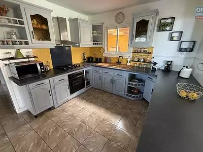 Maison, 180 m²