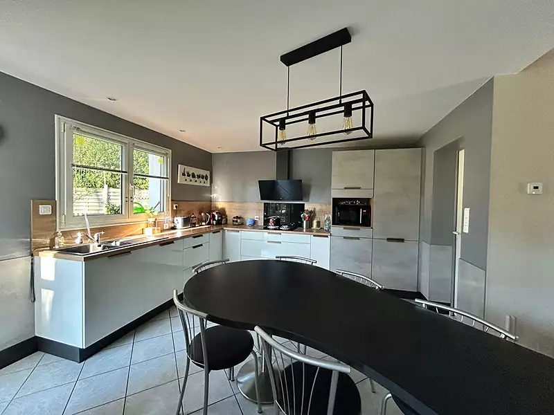 Maison, 161 m²