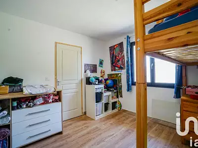 Maison, 77 m²