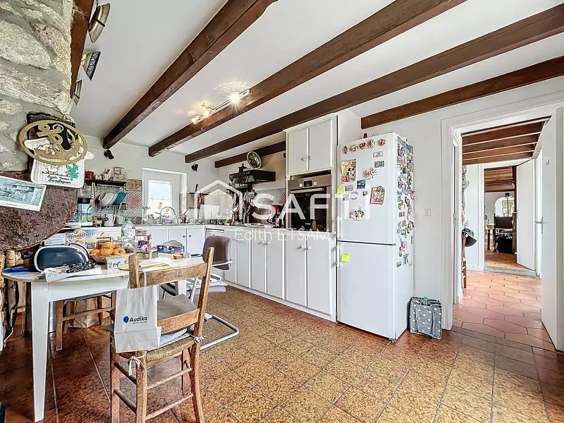 Maison, 202 m²