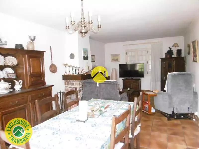 Maison, 83 m²