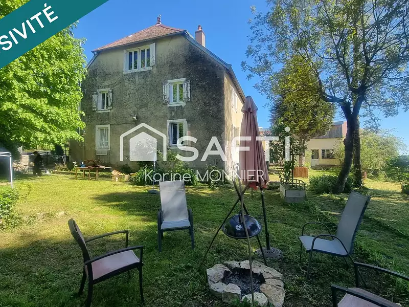 Maison, 330 m²