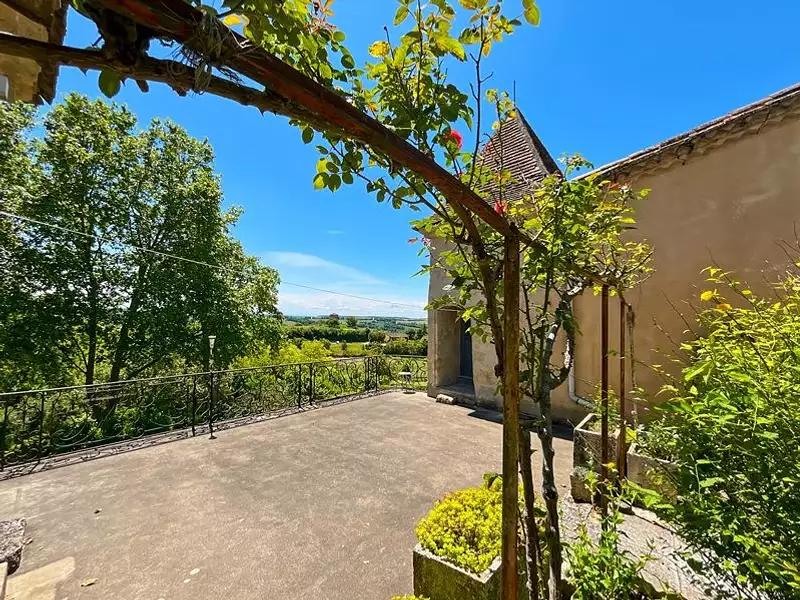 Maison, 320 m²
