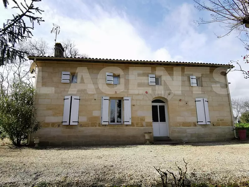 Maison, 200 m²