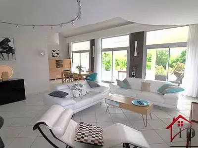 Maison, 190 m²