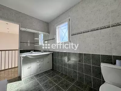 Maison, 132 m²