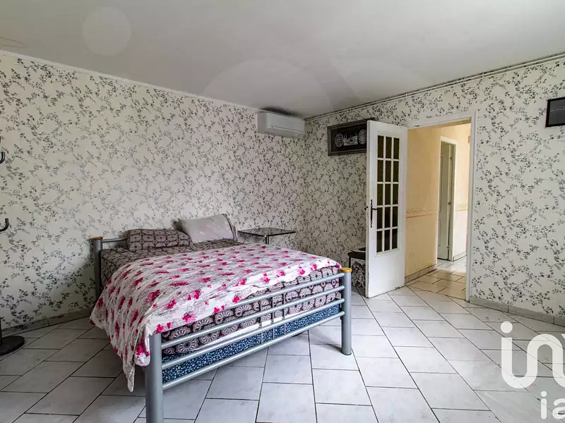 Maison, 330 m²