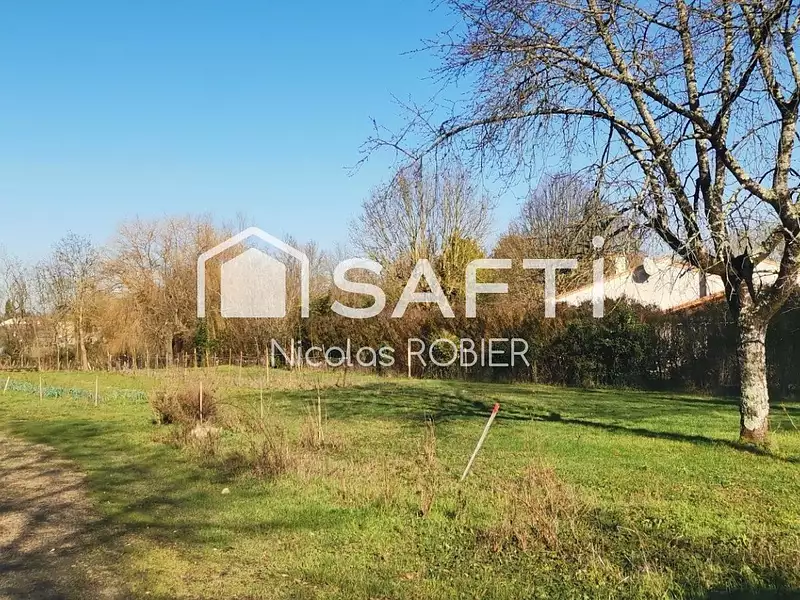 Terrain, 1 243 m²