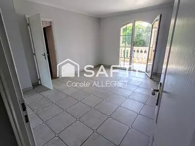 Maison, 180 m²