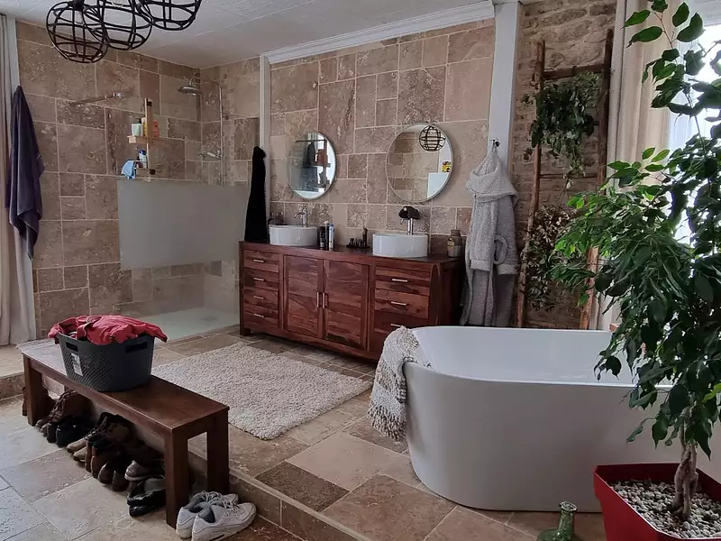 Maison, 300 m²