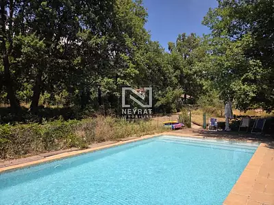 Maison, 180 m²