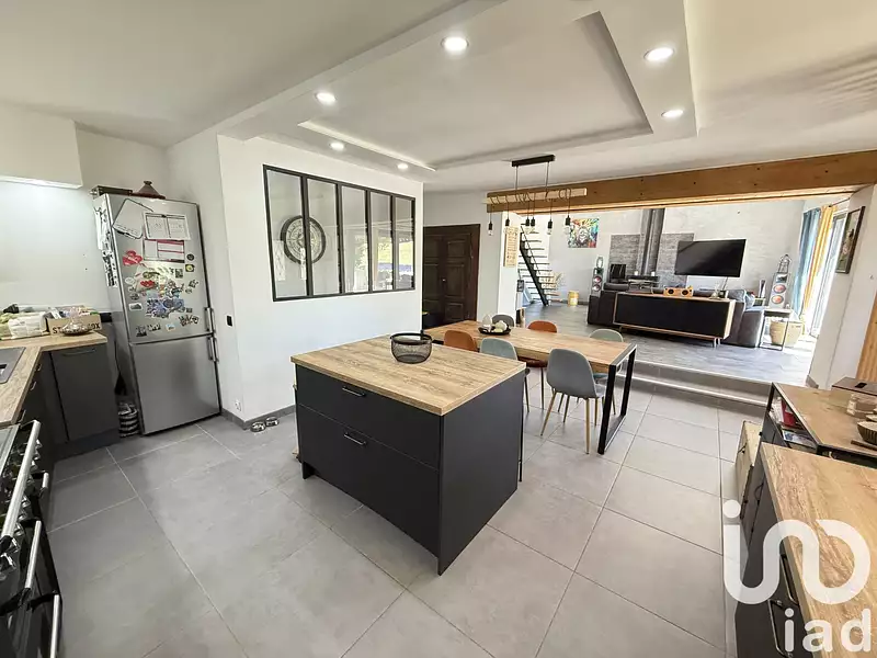 Maison, 144 m²