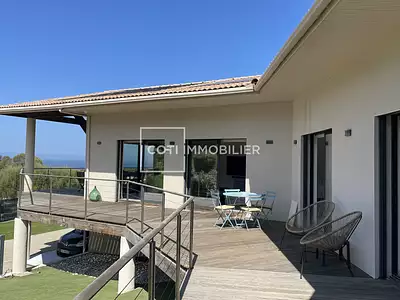 Maison, 166,84 m²