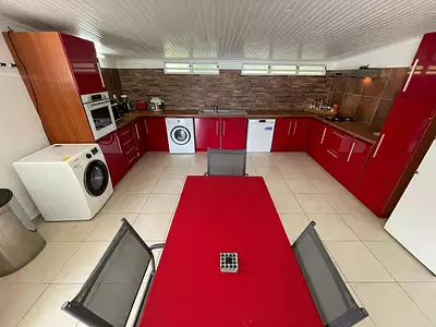 Maison, 151 m²