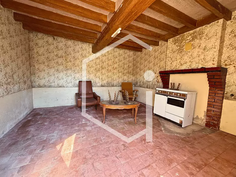 Terrain, 1 588 m²