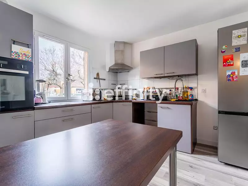 Maison, 147 m²
