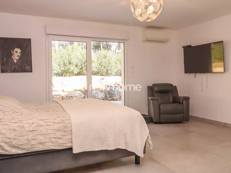 Maison, 180 m²