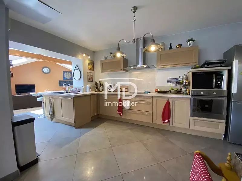 Maison, 229 m²