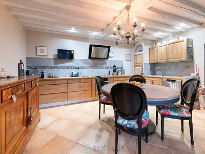 Maison, 185 m²