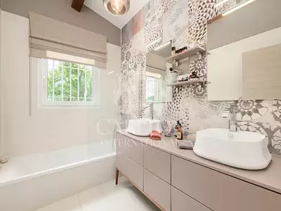 Maison, 187 m²