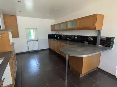 Maison, 241 m²