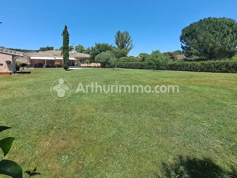 Maison, 181 m²