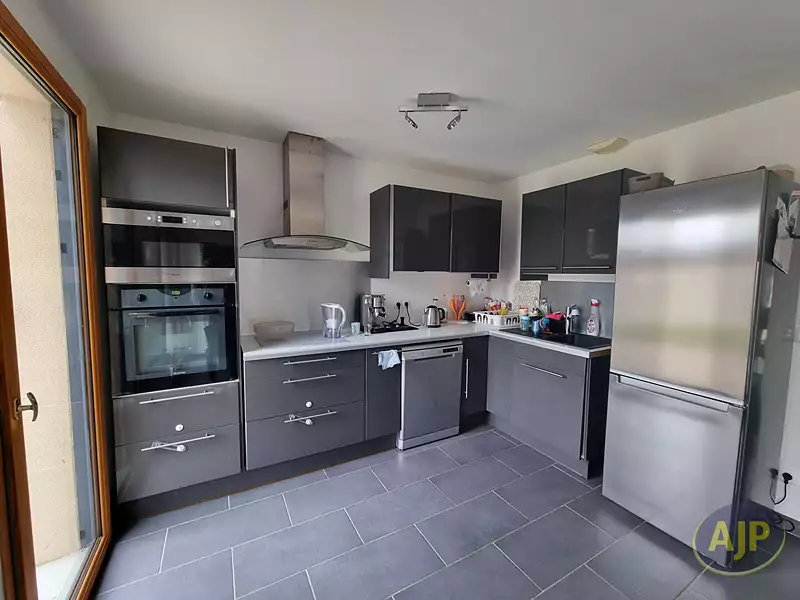 Maison, 104,02 m²
