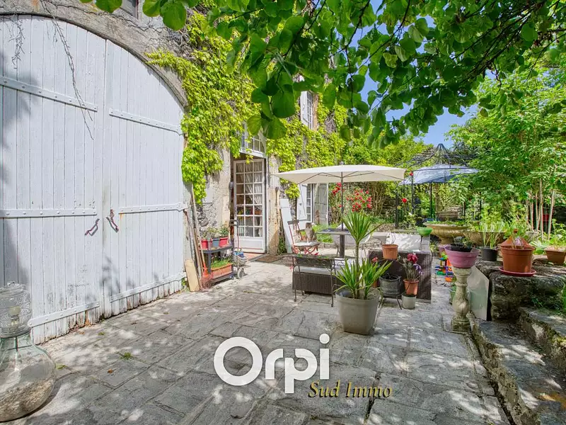 Maison, 300 m²