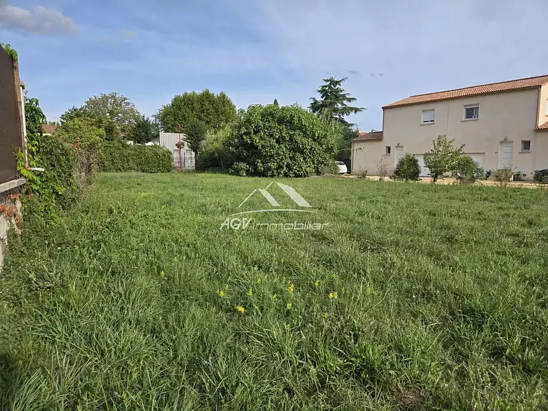 Terrain, 565 m²