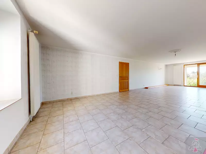 Maison, 220 m²