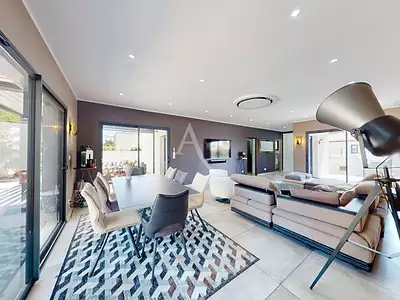 Maison, 145 m²