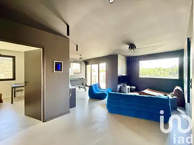 Maison, 220 m²