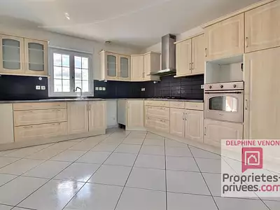 Maison, 141 m²