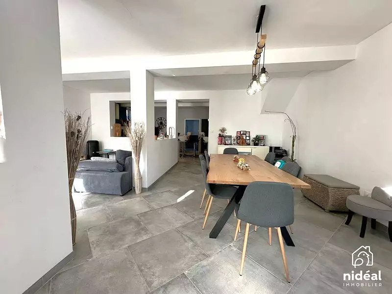 Maison, 148 m²
