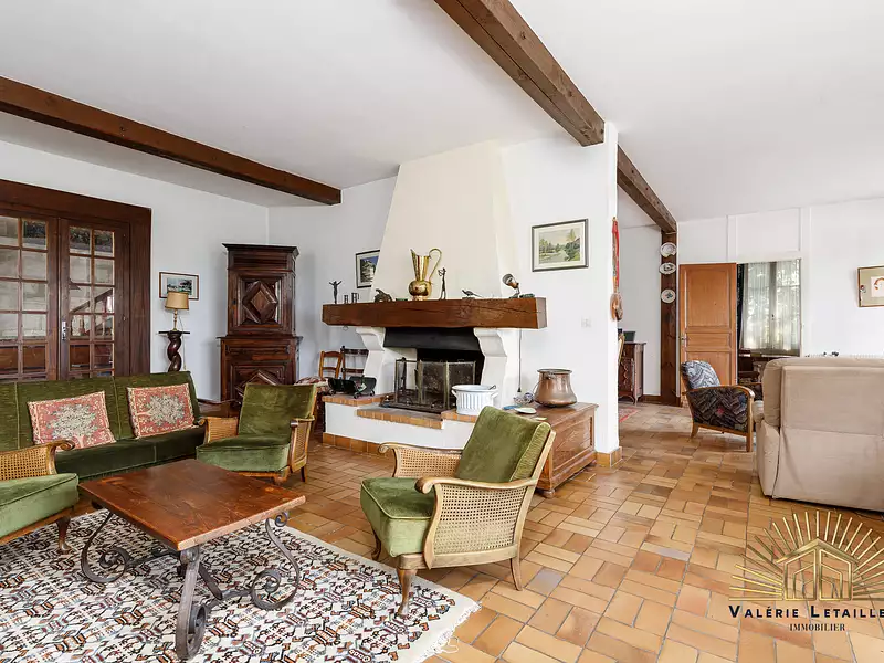 Maison, 329 m²