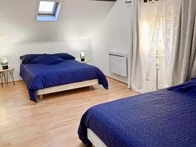 Maison, 1 225 m²