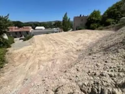 Terrain, 1 078 m²