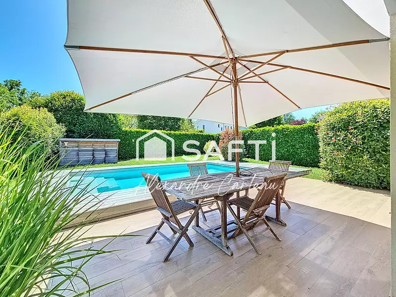 Maison, 113 m²