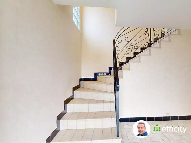 Maison, 115 m²