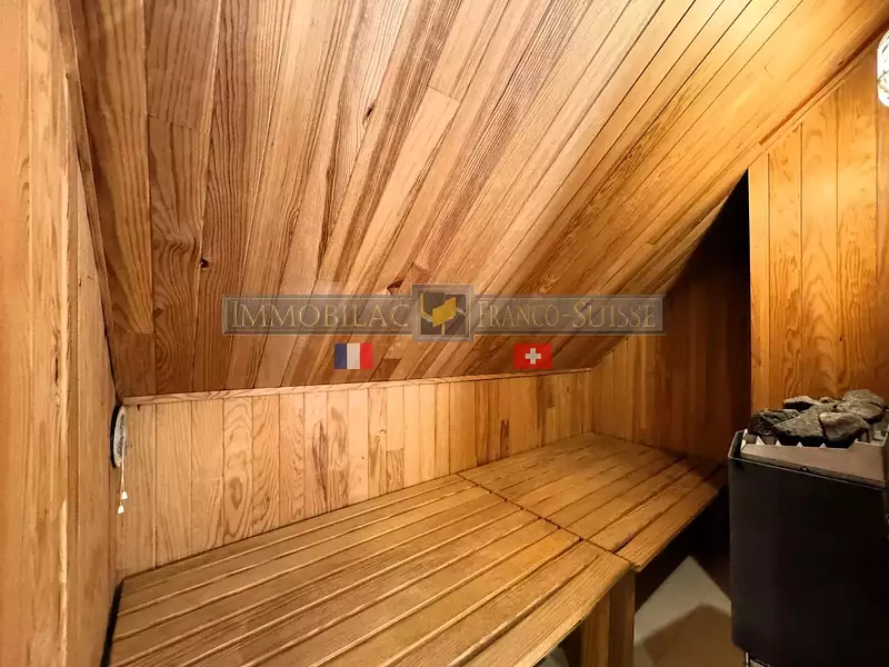 Appartement, 243 m²