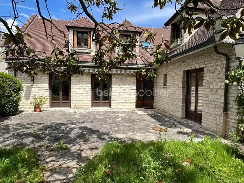 Maison, 300 m²