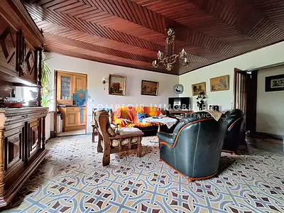 Maison, 180 m²