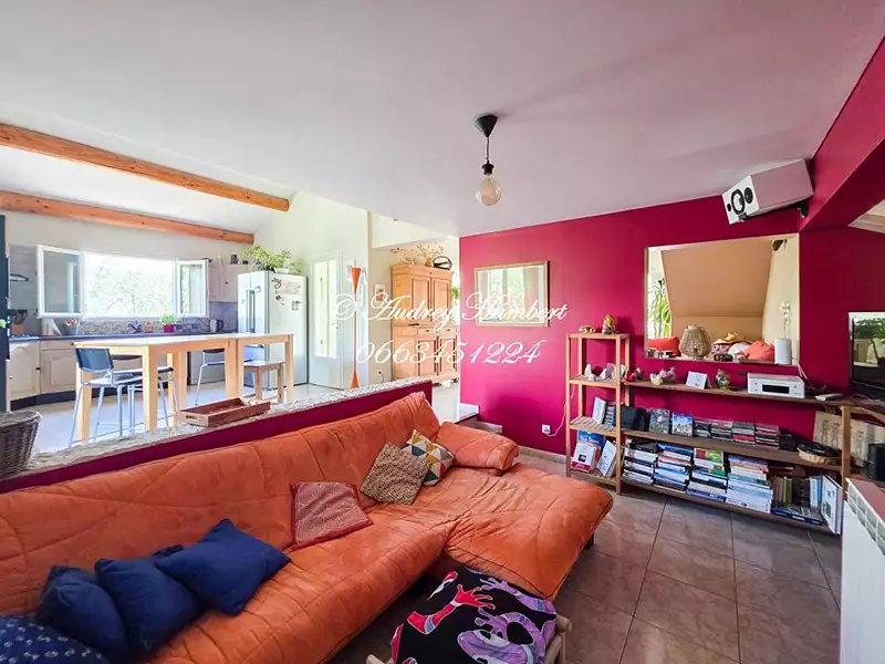 Maison, 156 m²
