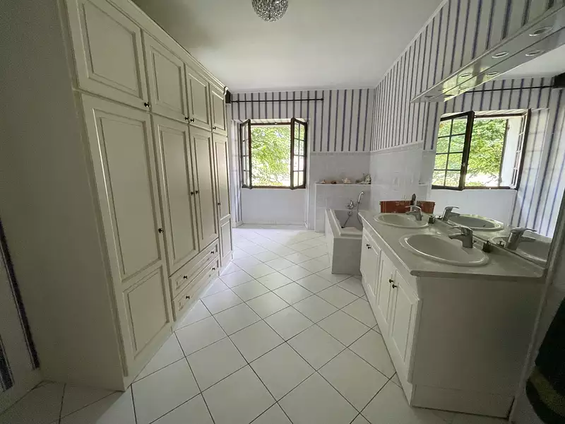 Maison, 177 m²