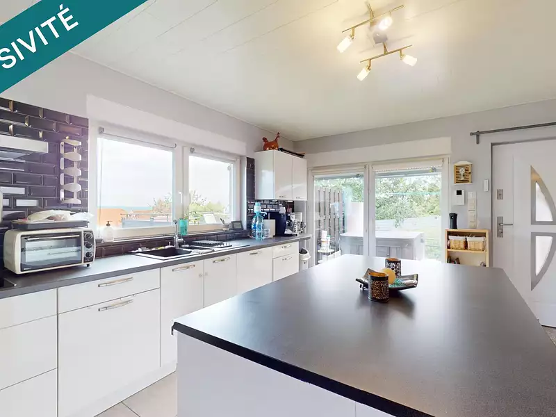 Maison, 168 m²