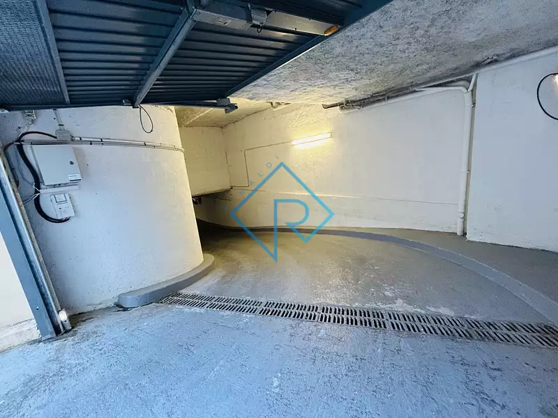 Parking, 10 m²