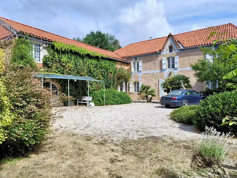 Maison, 468 m²