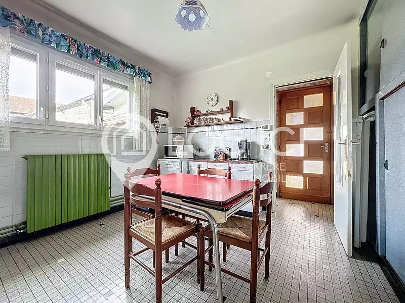 Maison, 146 m²