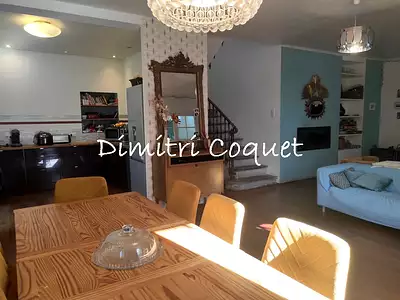 Maison, 242 m²